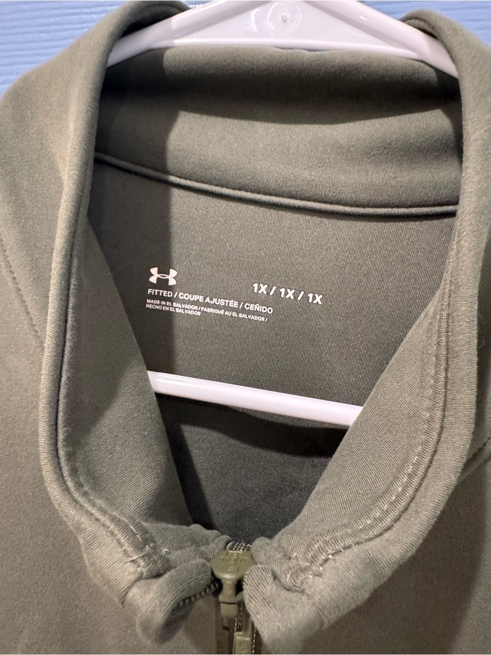 Under Armour 1X Women’s fitted sweat suit - Picture 2 of 3